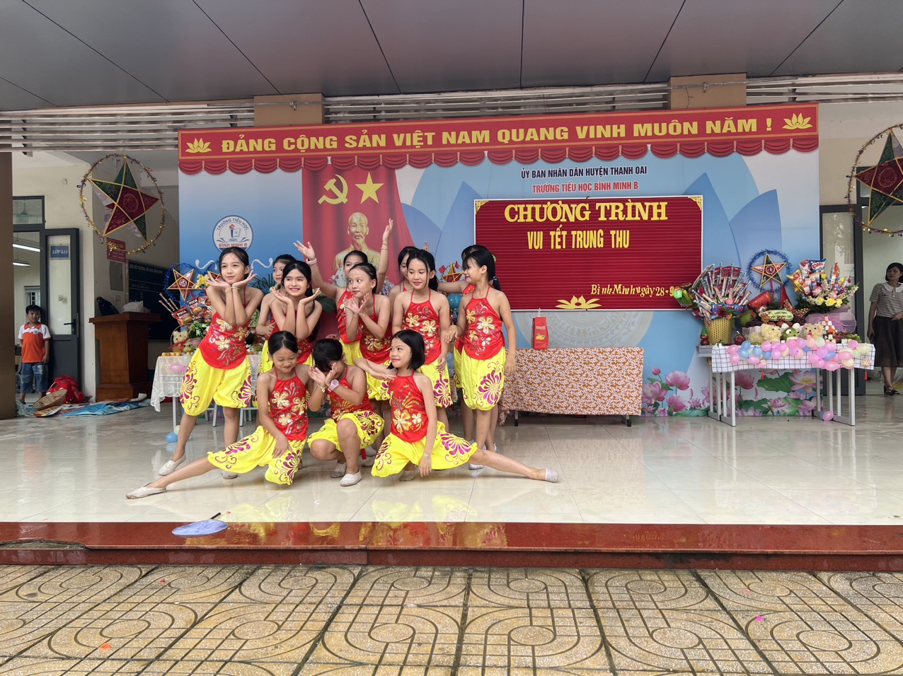 trung thu yêu thương